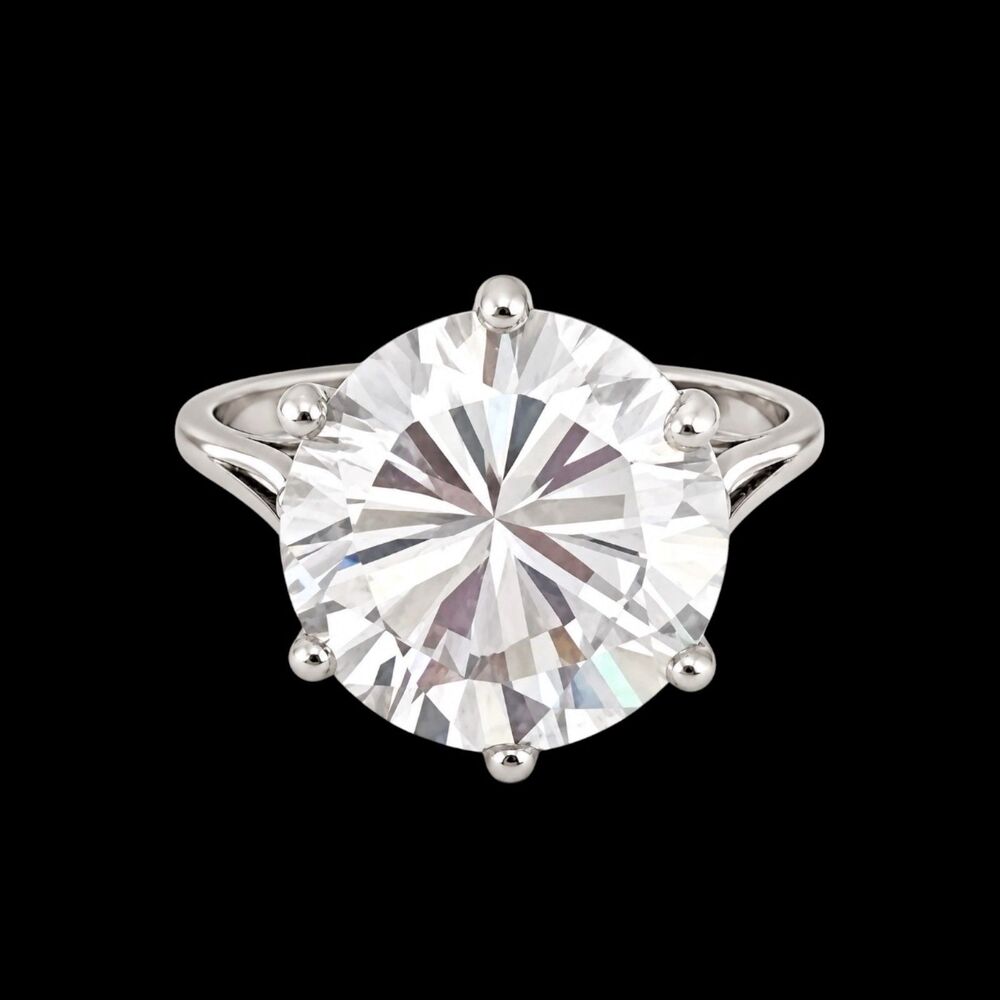 Vintage 1970s Ring Size 7 Uncas 6ct. CZ Solitaire Round White Gold Plated- 14S